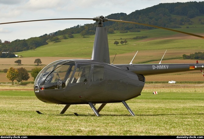 Robinson R-44 Raven II