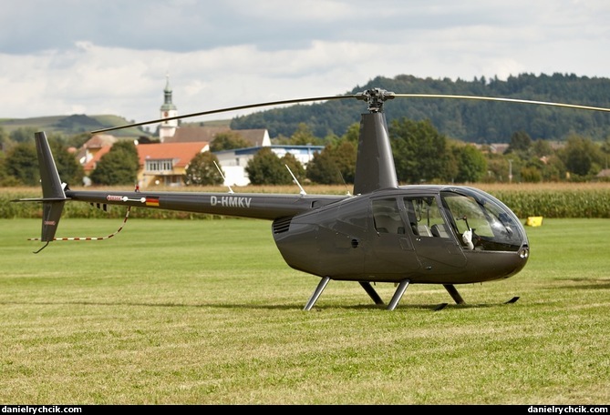 Robinson R-44 Raven II