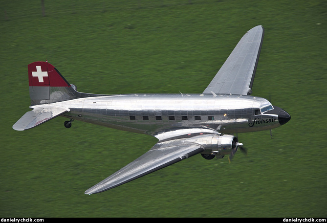 Douglas DC-3