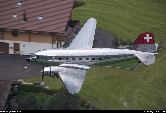 Douglas DC-3