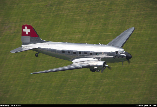 Douglas DC-3