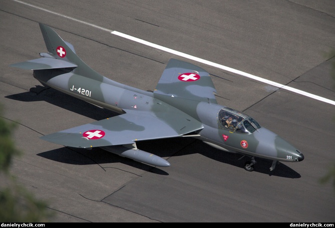 Hawker Hunter T.68