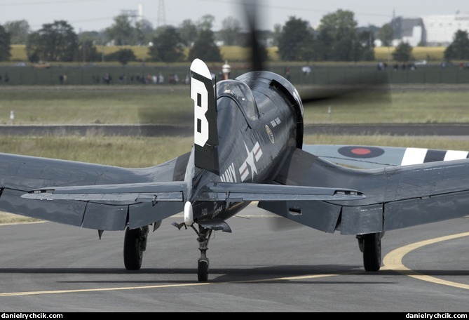 Vought F4U-4 Corsair