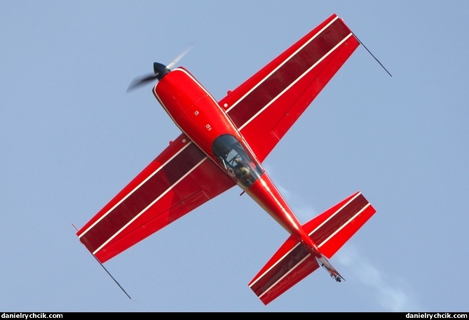 Extra 300/S - Klaus Schrott