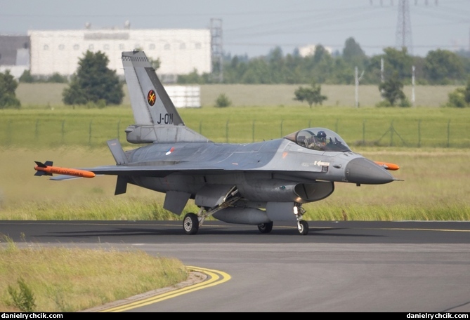 Lockheed Martin F-16AM - RNLAF