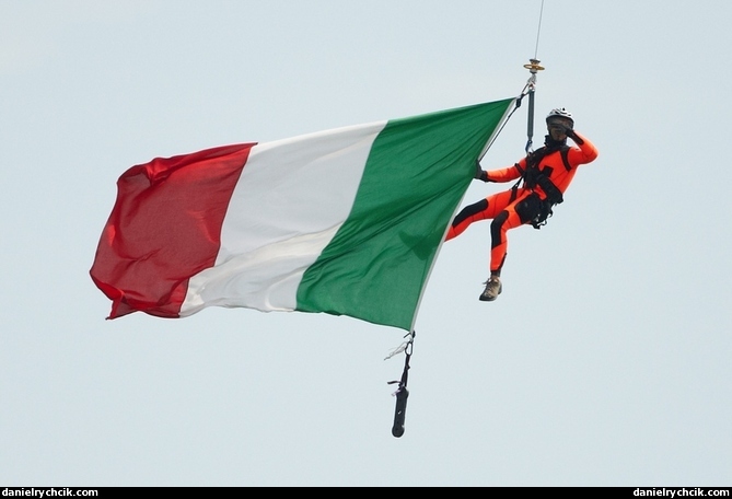 SAR demonstration / Italian flag