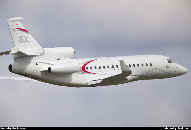 Dassault Falcon 8X