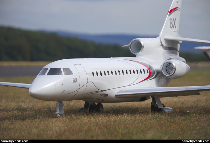 Dassault Falcon 8X