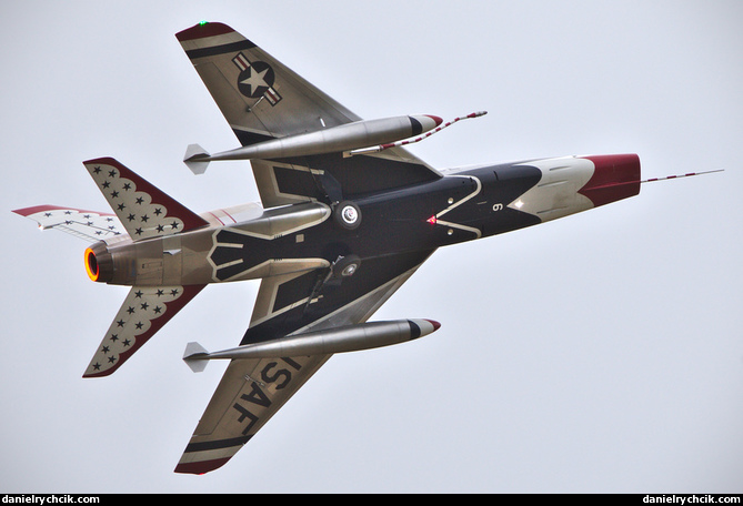 North American F-100D Super Sabre (Thunderbirds)