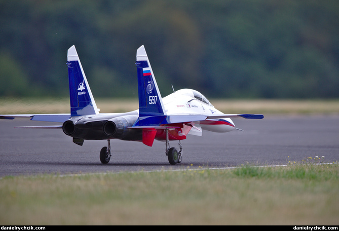 Sukhoi Su-27LL