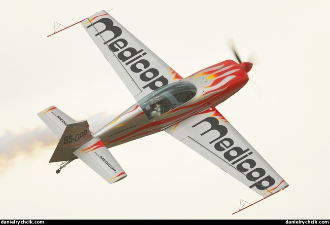 Extra 300L