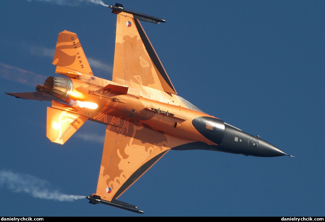 F-16C solo display (Royal Netherlands Air Force)