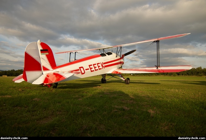 Bücker Bü-131 Jungmann