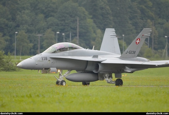 McDonnell Douglas F/A-18D Hornet