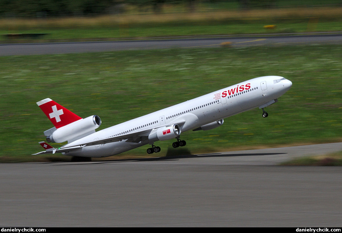 McDonnell Douglas MD-11