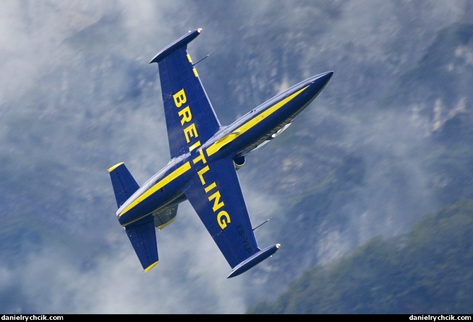 Aero L-39 Albatros (Breitling Jet Team)