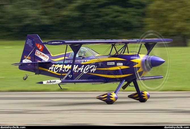 Pitts S-2S Special