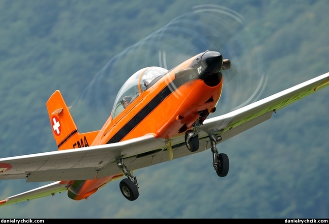 Pilatus PC-7