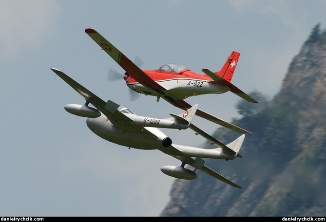 DH.115 Vampire and Pilatus PC-7