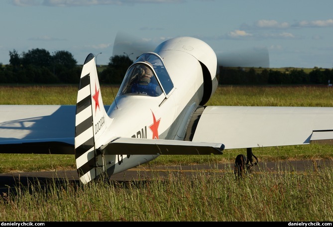 Yakovlev Yak-50 (Aerostars)