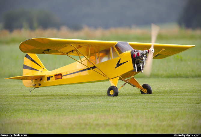 Piper J3 Cub