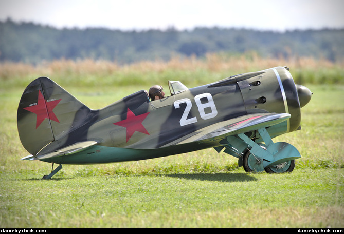 Polikarpov I-16