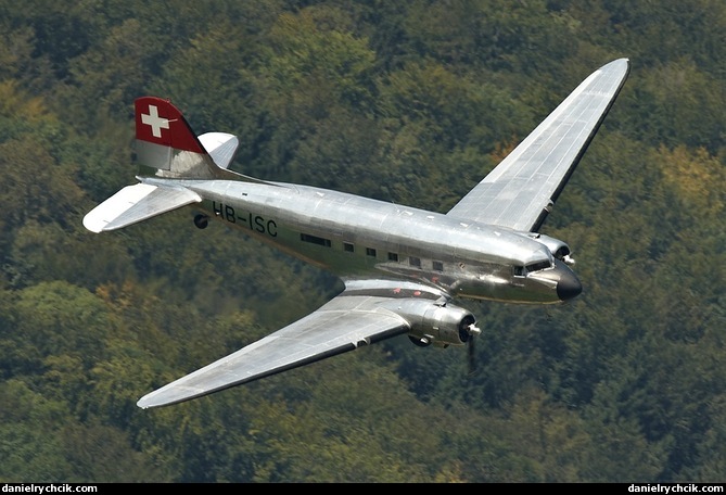 Douglas C-47 Skytrain