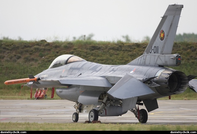 F-16C Falcon on static display