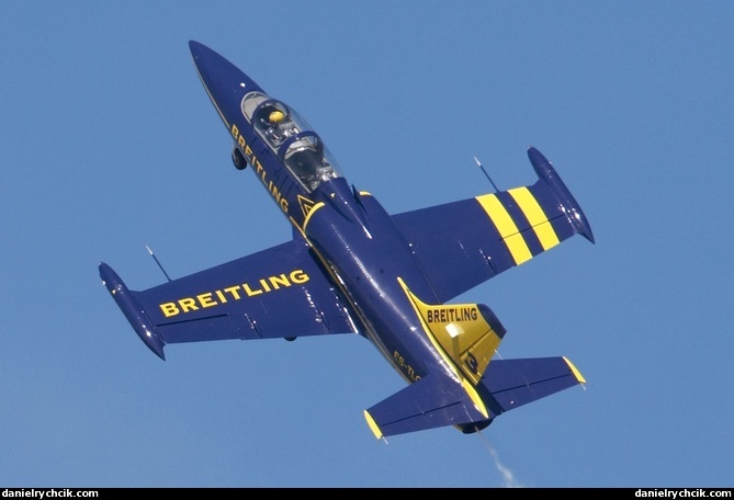 Aero L-39 Albatros (Breitling Jet Team)