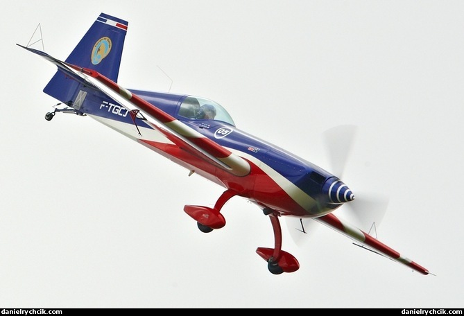 Extra 330 (French Air Force solo display)