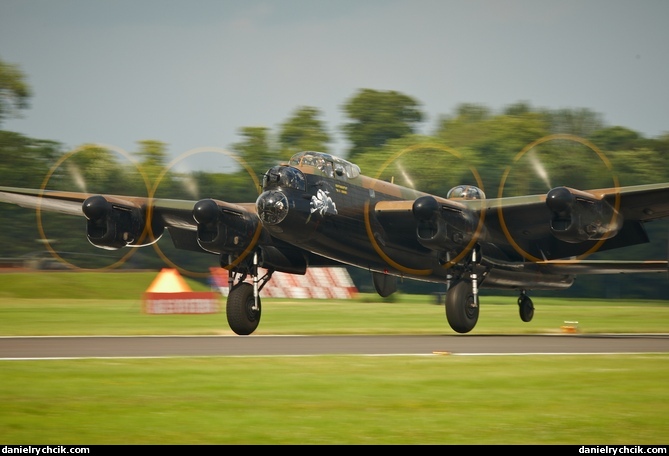 Avro 683 Lancaster B1