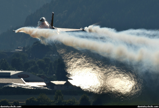 F-16AM solo display (Royal Netherlands Air Force)