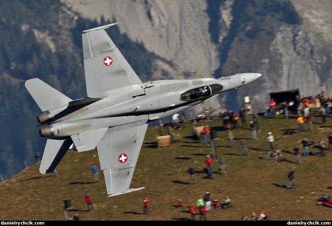 F/A-18C Hornet above Tschingel