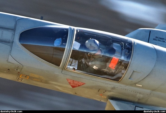 F-5E Tiger cockpit close-up