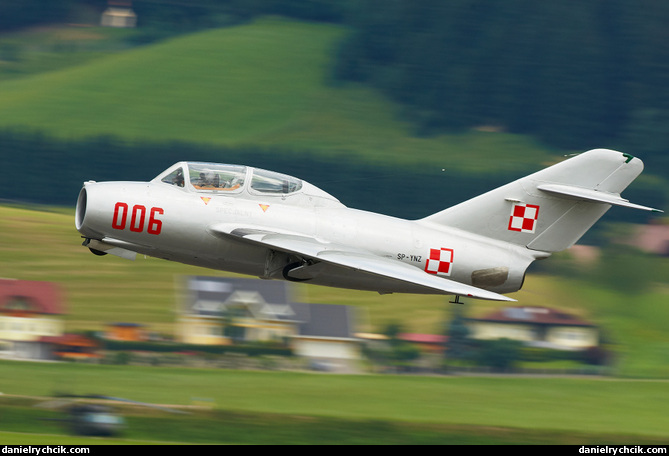 PZL-Mielec SBLim-2 / MiG-15UTI