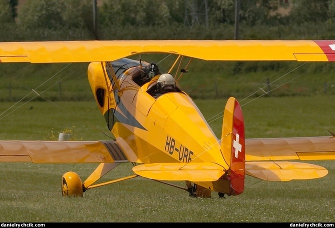 Bucker Bu-131 Jungmann