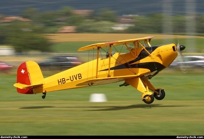 Bucker Bu-131 Jungmann