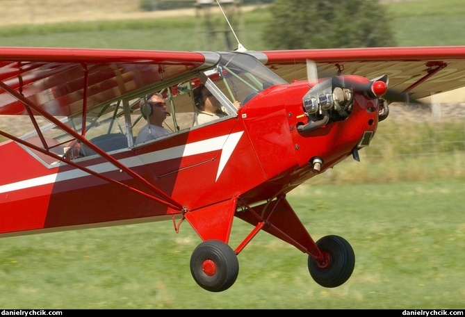 Piper J3C Cub