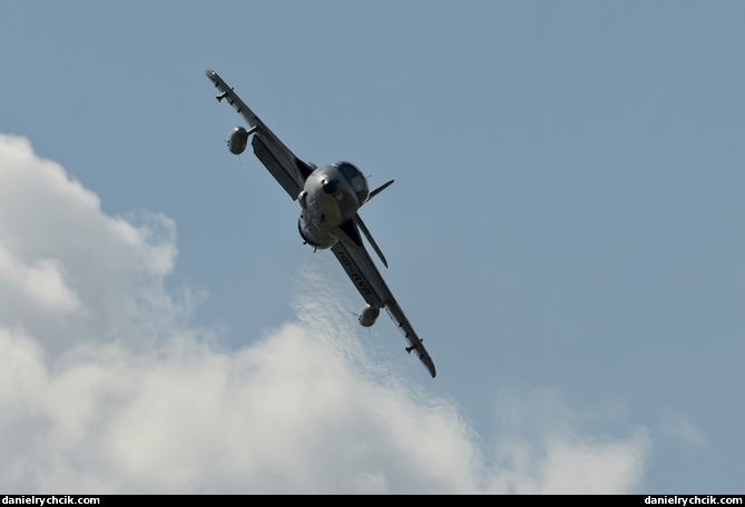 Hawker Hunter T68