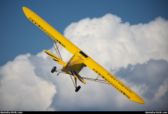 Piper J3C Cub