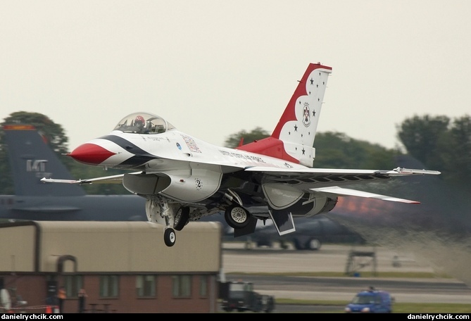 F-16 Falcon of the Thunderbirds