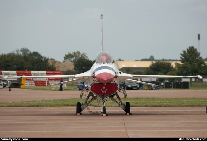 F-16 Falcon of the Thunderbirds