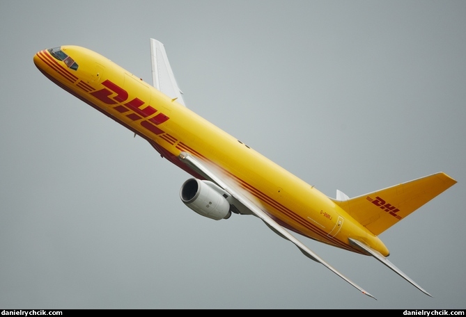 Boeing 757-200SF (DHL)