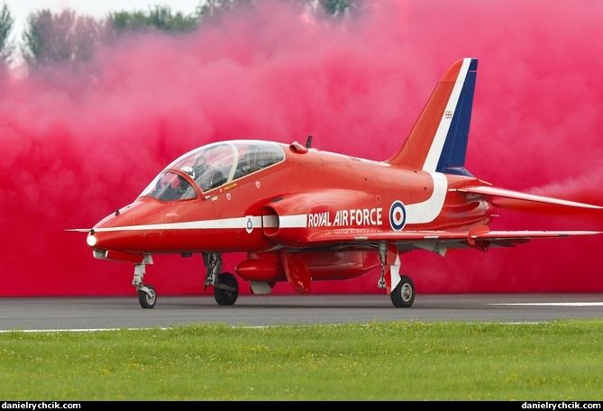 BAe Hawk T1 (Red Arrows)