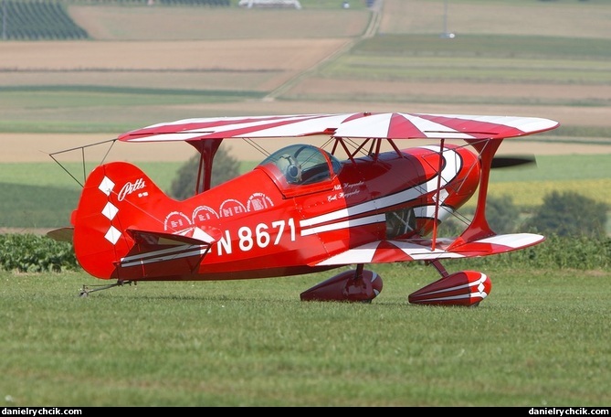 Pitts S-1S Special