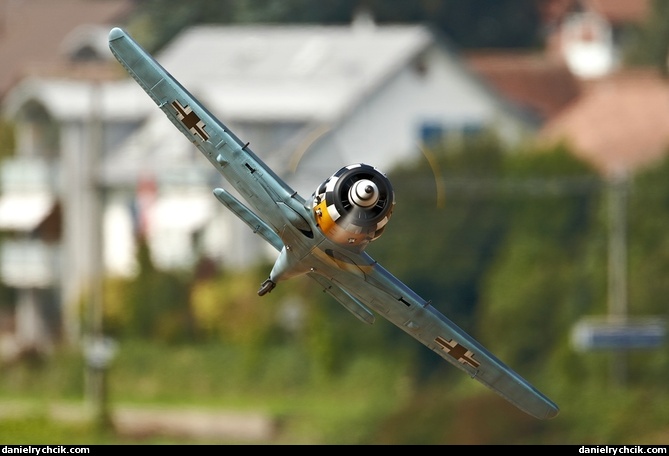 Focke-Wulf FW-190 (RC model)