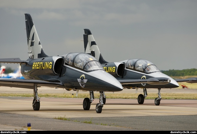 Breitling Jet Team lining up for the demo