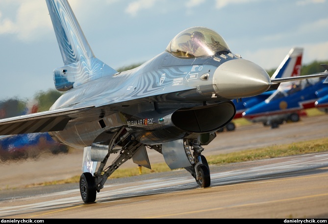 Belgian F-16C lining up for the demo