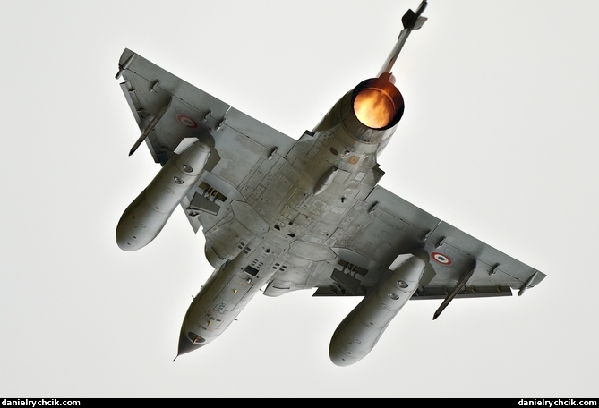 Mirage 2000N display