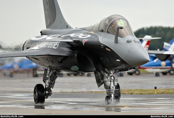 Dassault Rafale - rolling for the demo